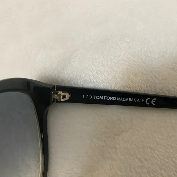 Tom Ford Telma FT325 Sunglasses - Picture 10 of 13